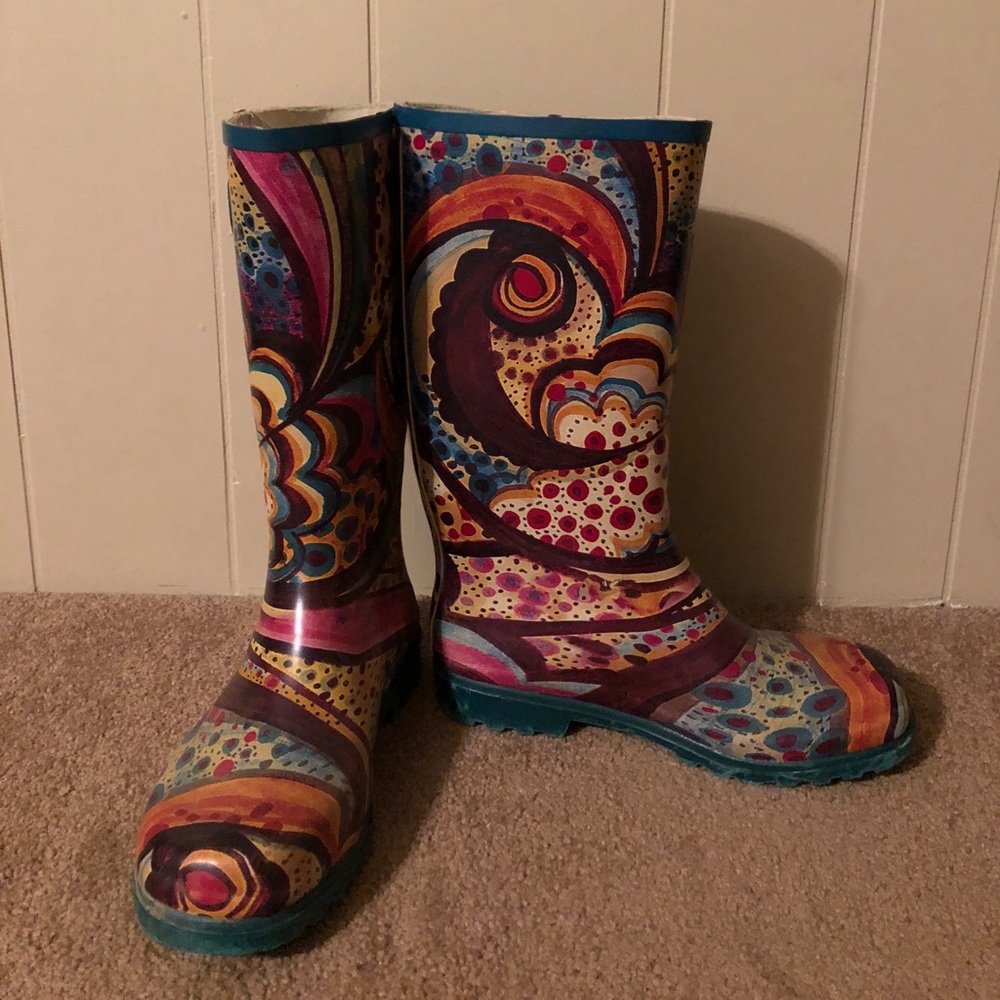 Rain boots